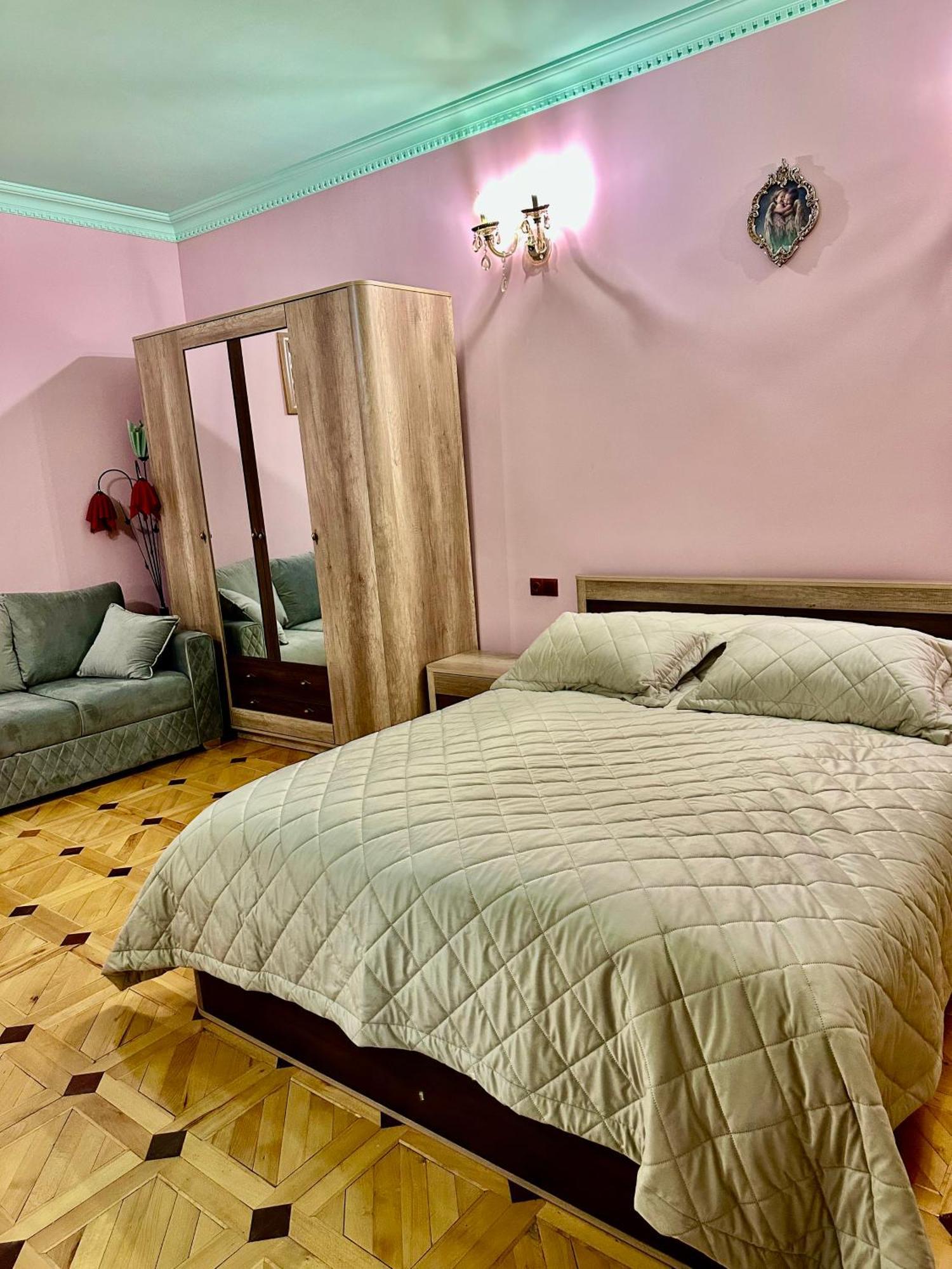 Tadevosyan Guest House Bjni Buitenkant foto