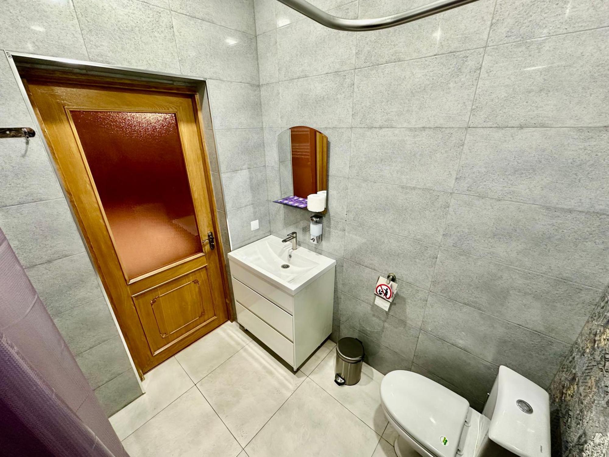 Tadevosyan Guest House Bjni Buitenkant foto