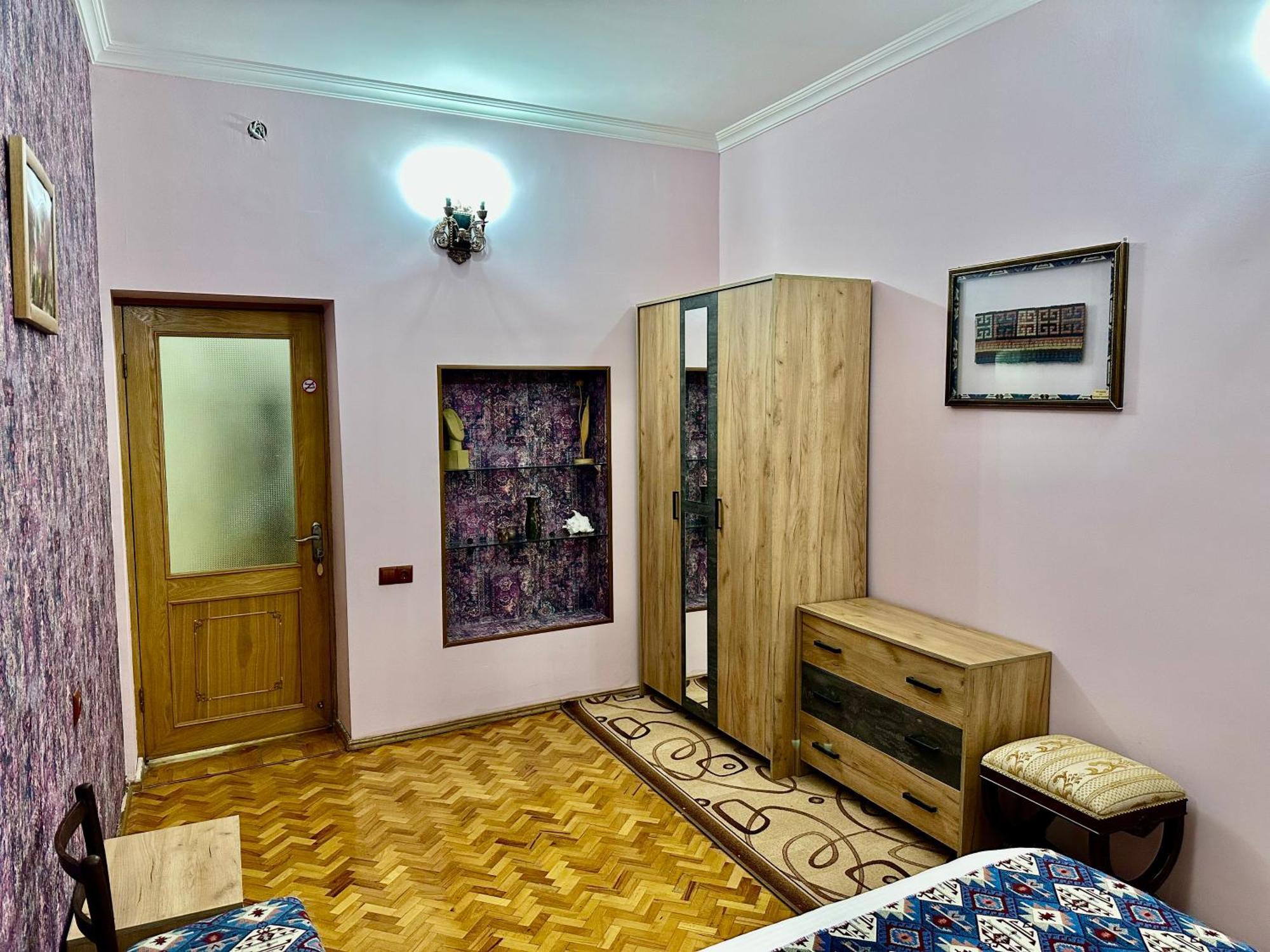 Tadevosyan Guest House Bjni Buitenkant foto