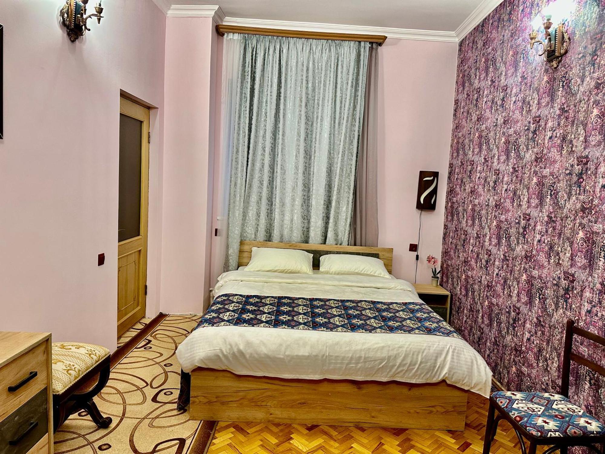 Tadevosyan Guest House Bjni Buitenkant foto