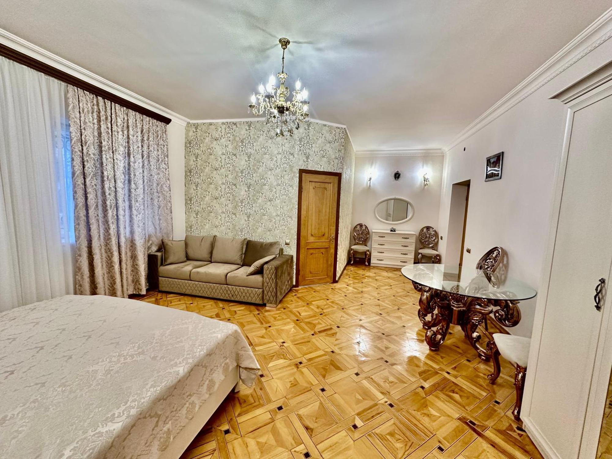 Tadevosyan Guest House Bjni Buitenkant foto