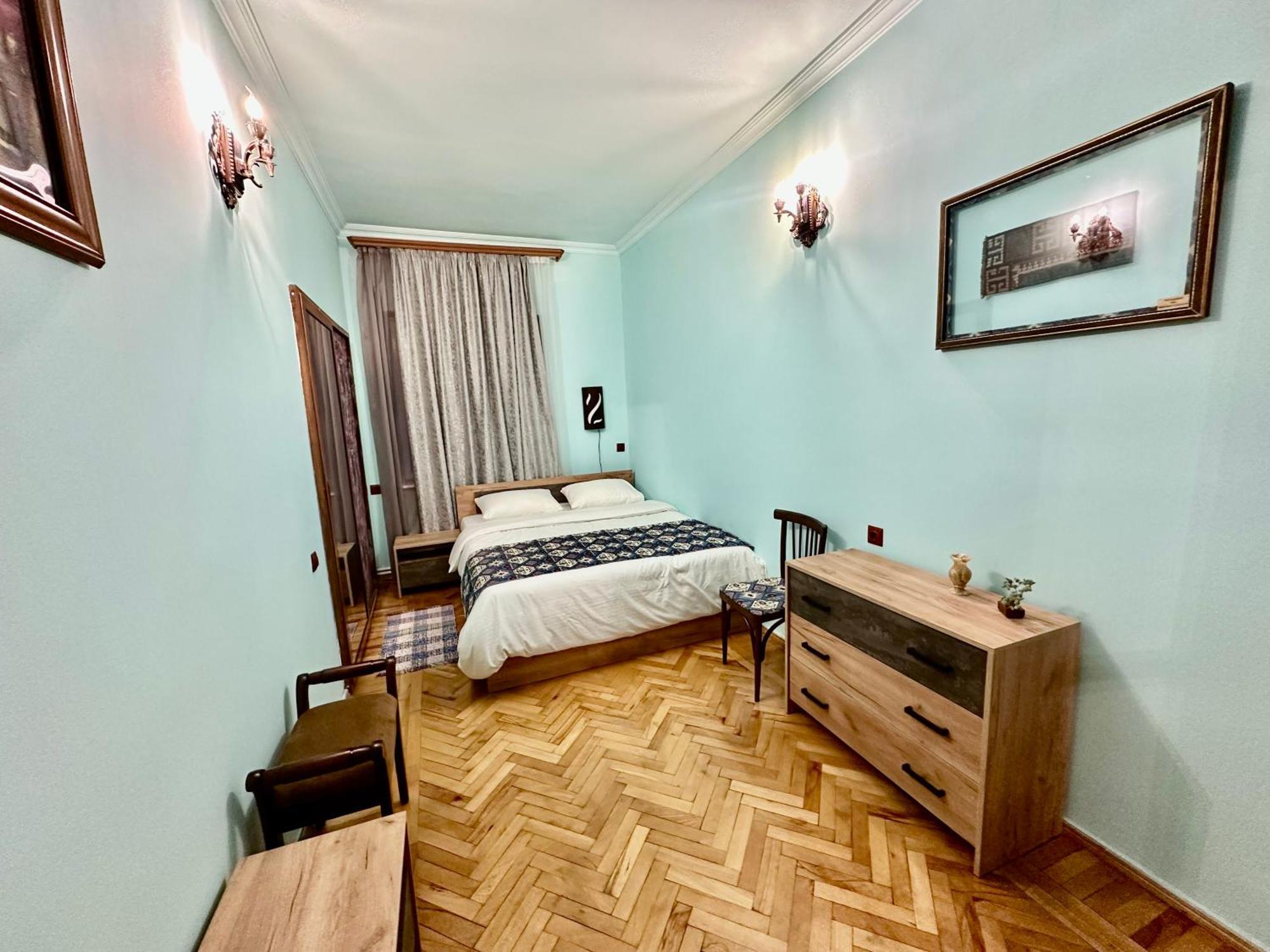 Tadevosyan Guest House Bjni Buitenkant foto