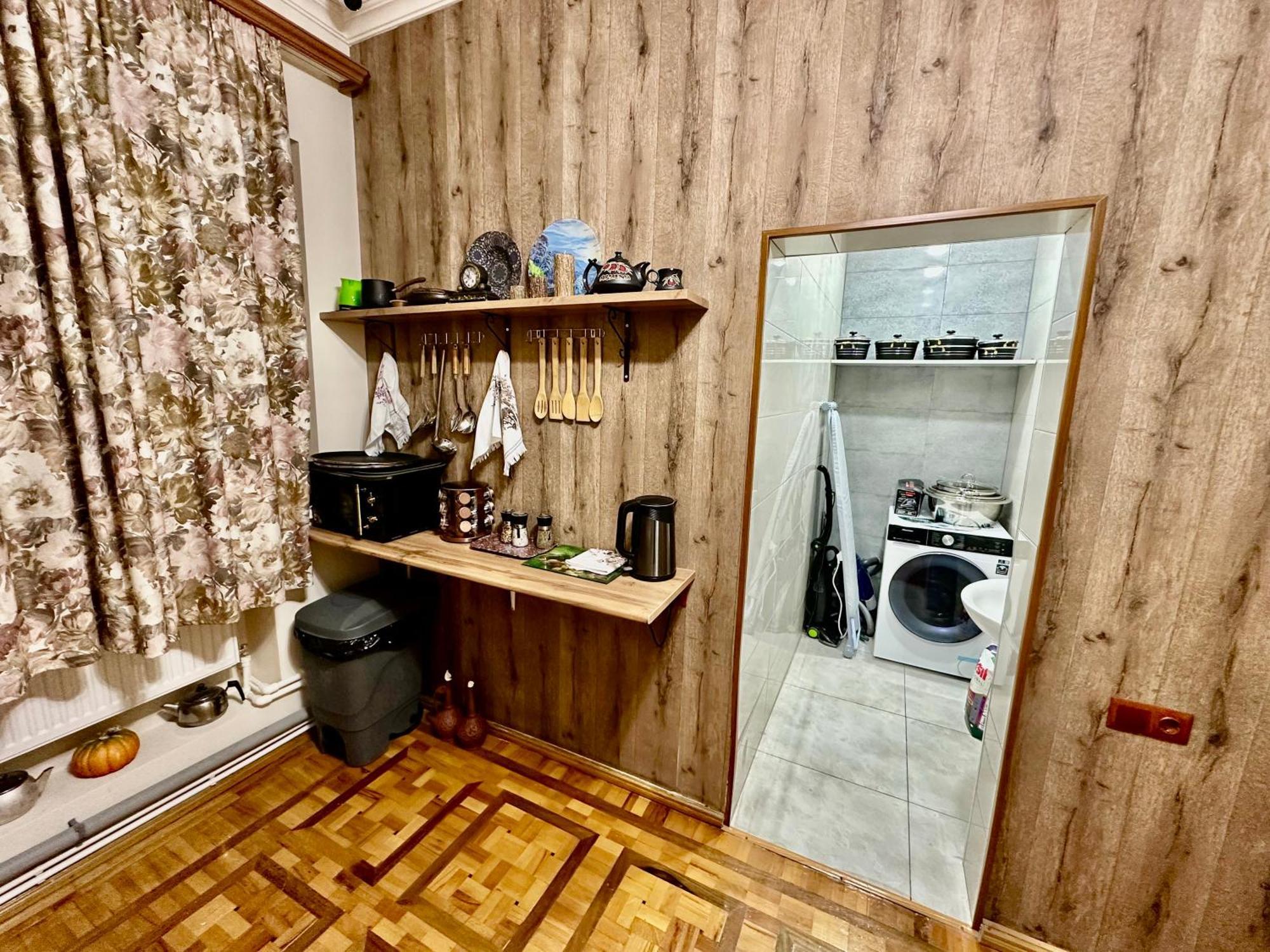 Tadevosyan Guest House Bjni Buitenkant foto