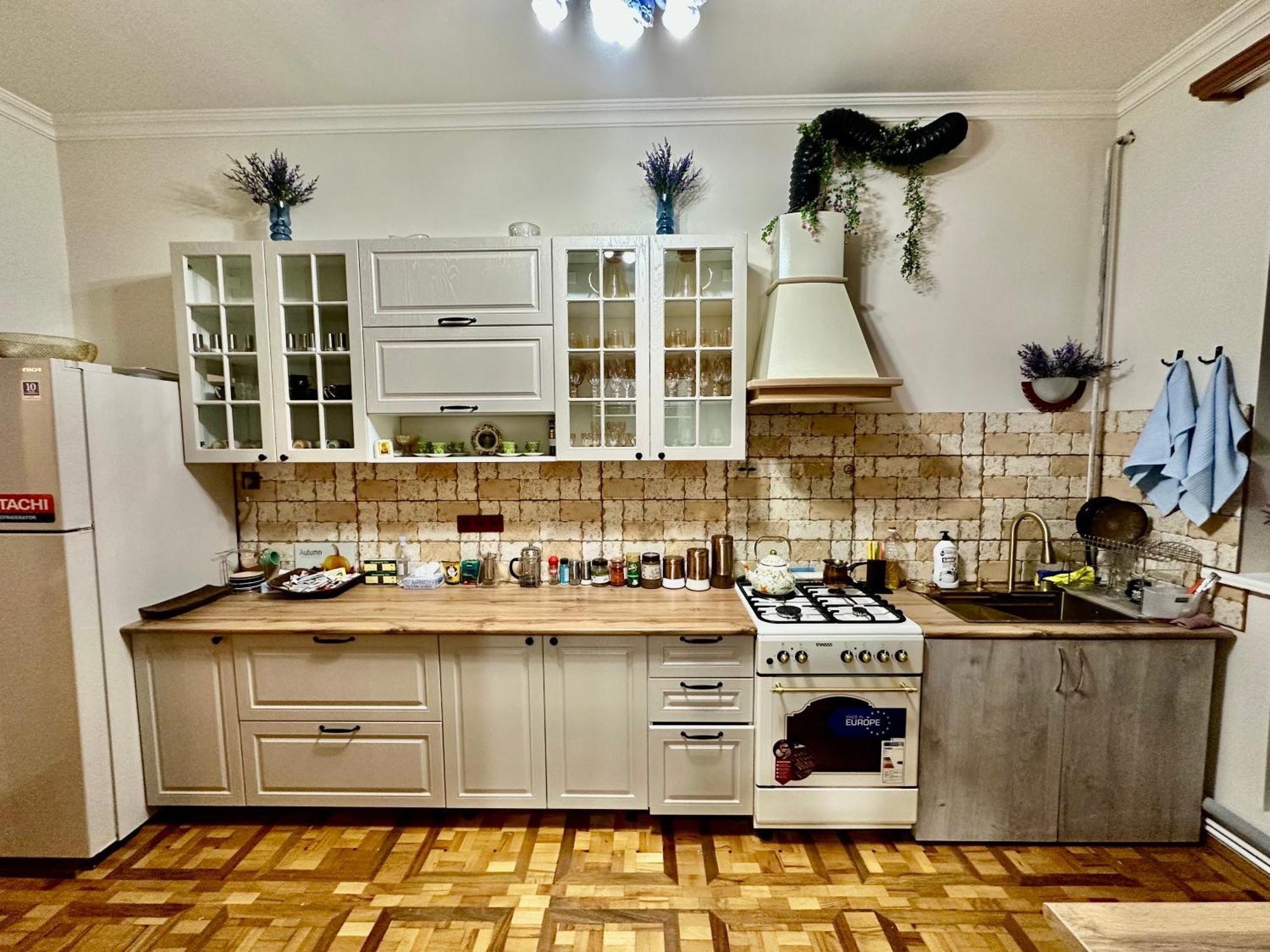 Tadevosyan Guest House Bjni Buitenkant foto